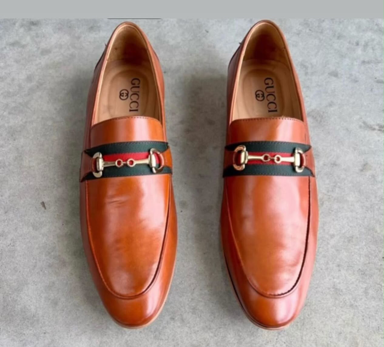 Loafer Fivela Caramelo